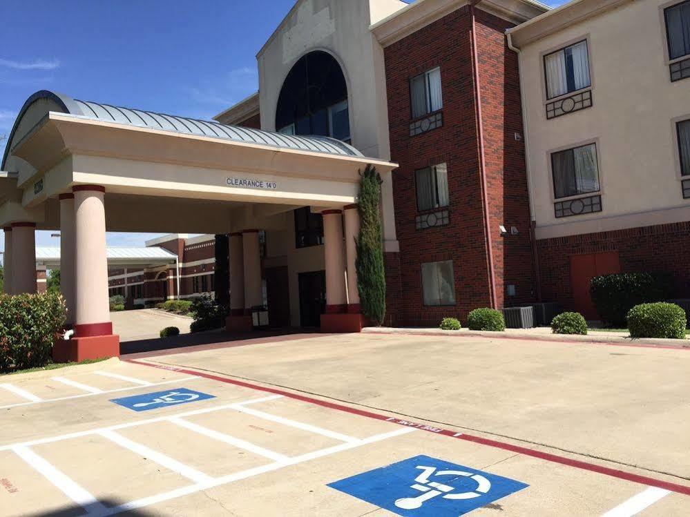Lampasas Quality Inn & Suites מראה חיצוני תמונה