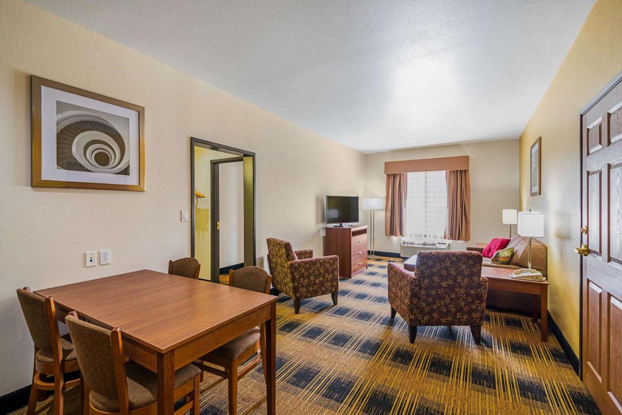Lampasas Quality Inn & Suites מראה חיצוני תמונה